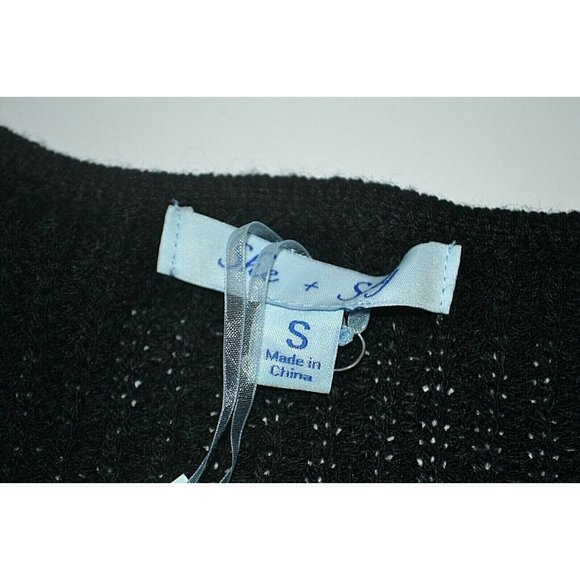 SHE + SKY‎ - Women's V-Neck Sweater, Size Small, NWT - Picture 5 of 5